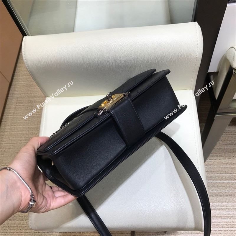 Chanel Shoulder bag 40825