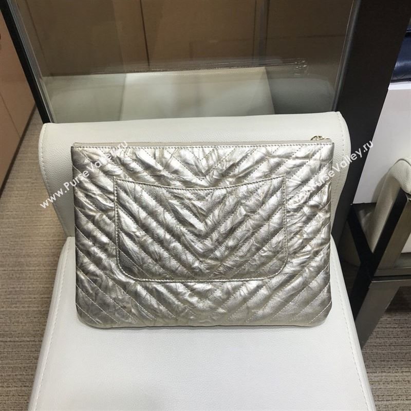 Chanel Clutch 41100