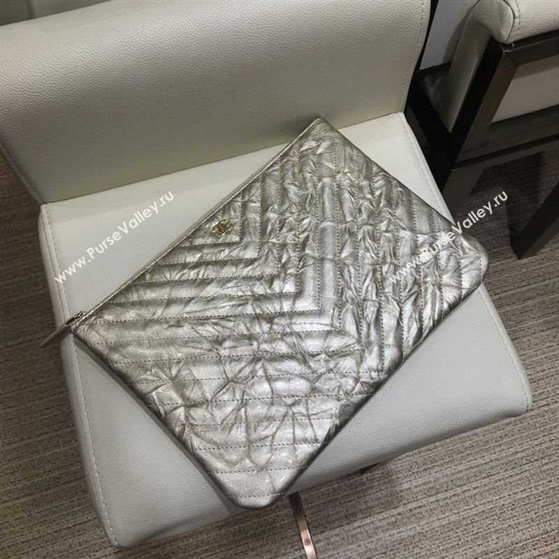 Chanel Clutch 41100