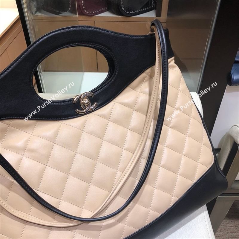 Chanel Shoulder bag 40295