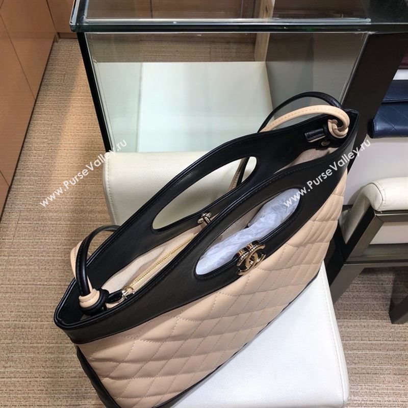 Chanel Shoulder bag 40295