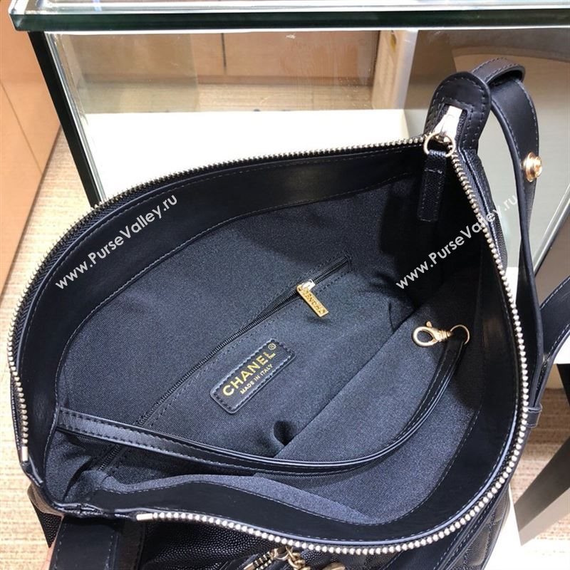 Chanel Shoulder bag 40167