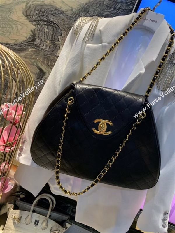 Chanel Shoulder bag 43687