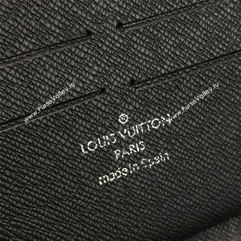 LOUIS VUITTON ZIPPY 10044