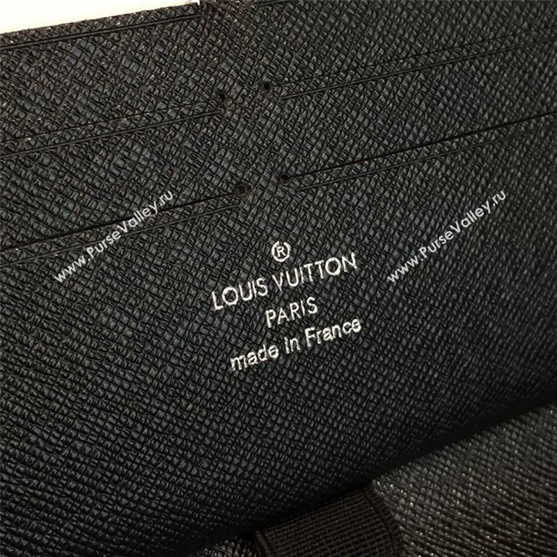 LOUIS VUITTON ZIPPY 9084