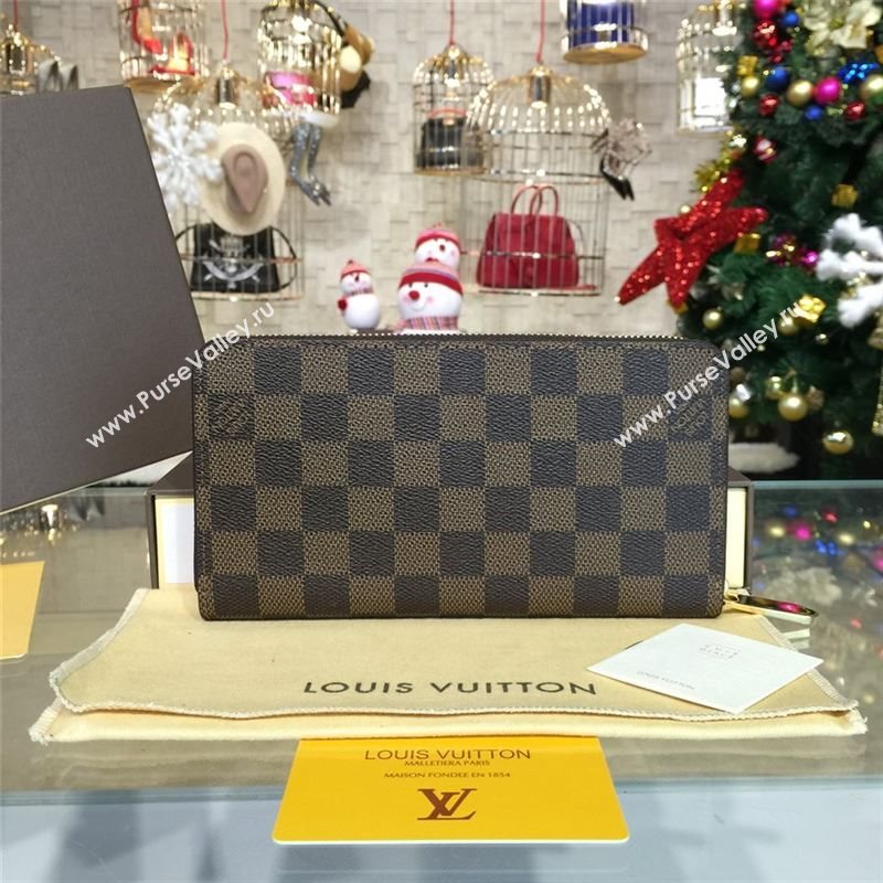 LOUIS VUITTON ZIPPY 9121