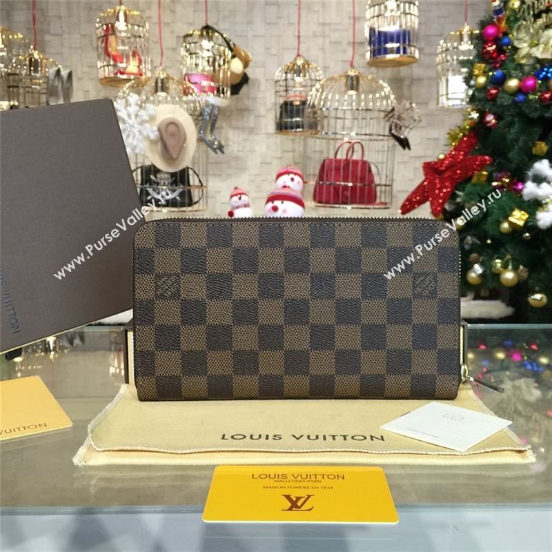 LOUIS VUITTON ZIPPY 9122