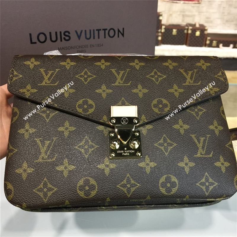 Louis Vuitton POCHETTE METIS 9673