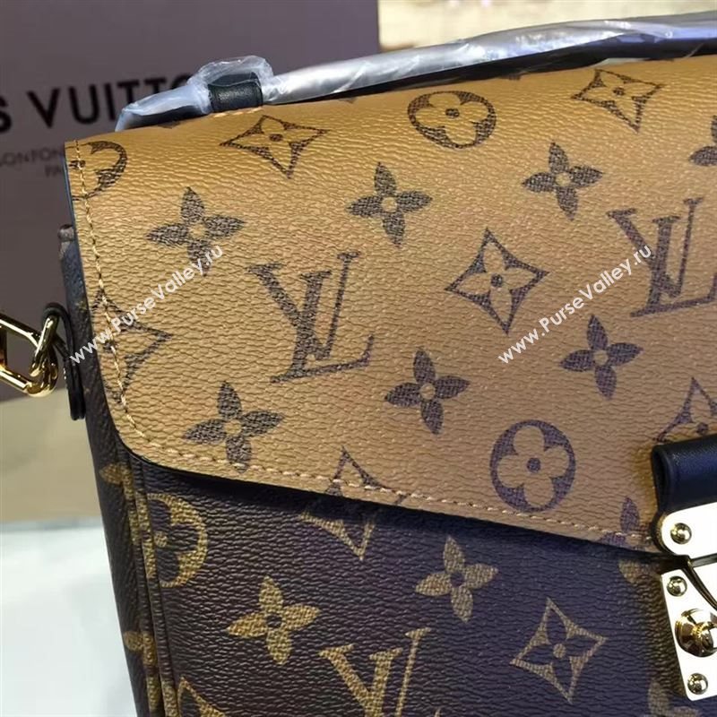 Louis Vuitton POCHETTE METIS 50769