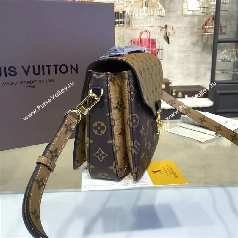 Louis Vuitton POCHETTE METIS 50769