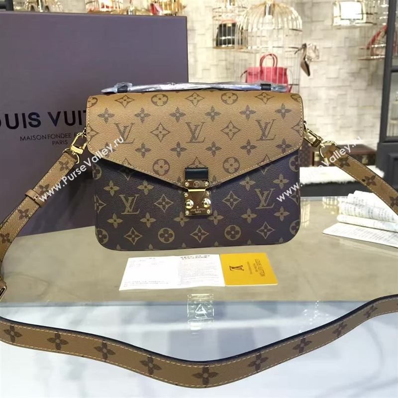 Louis Vuitton POCHETTE METIS 50769