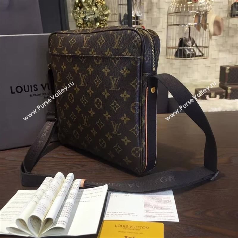 Louis Vuitton Tratteur 51059