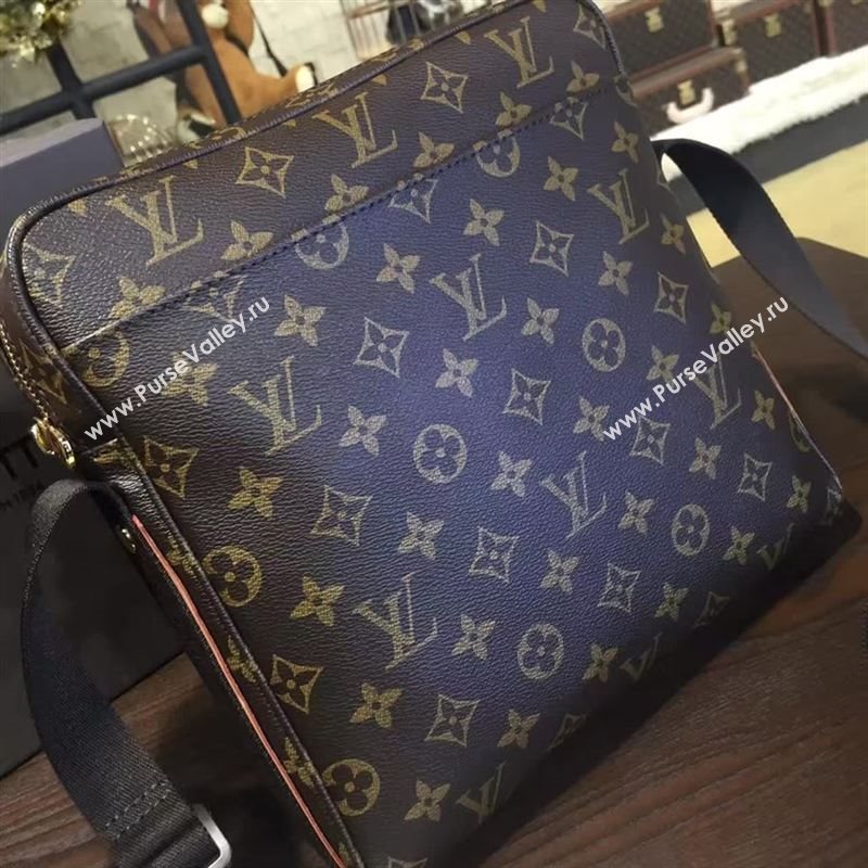 Louis Vuitton Tratteur 51059