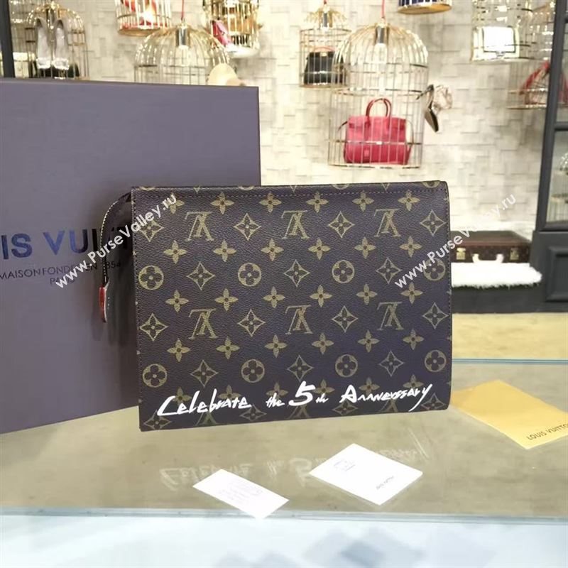 Louis Vuitton TOILETRY POUCH 26 51866