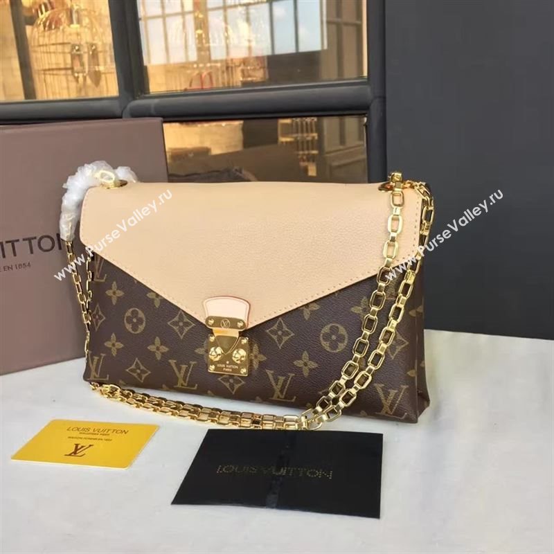 Louis Vuitton PALLAS CHAIN 50779