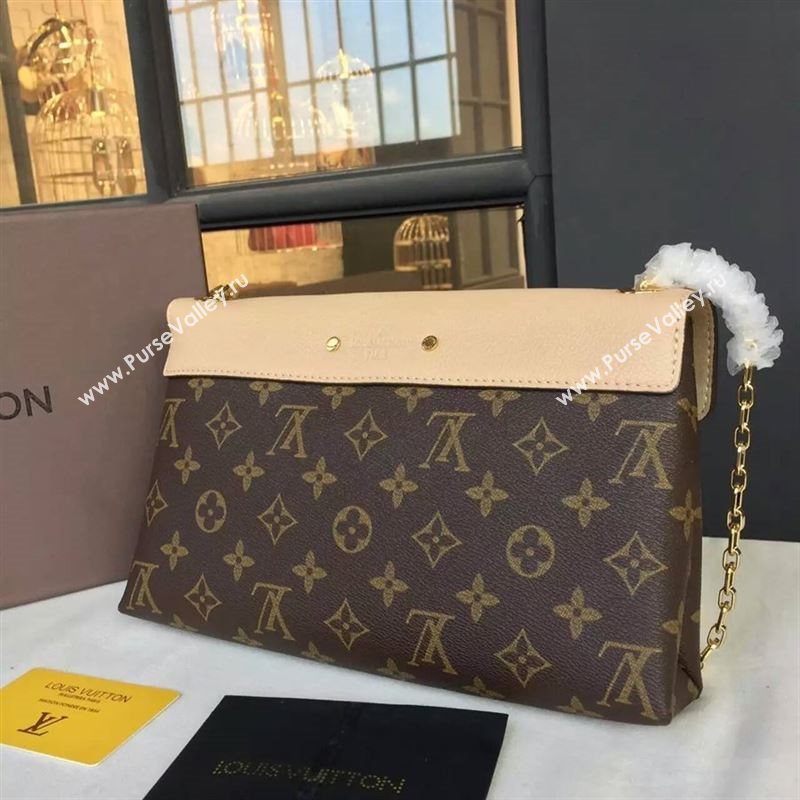 Louis Vuitton PALLAS CHAIN 50779