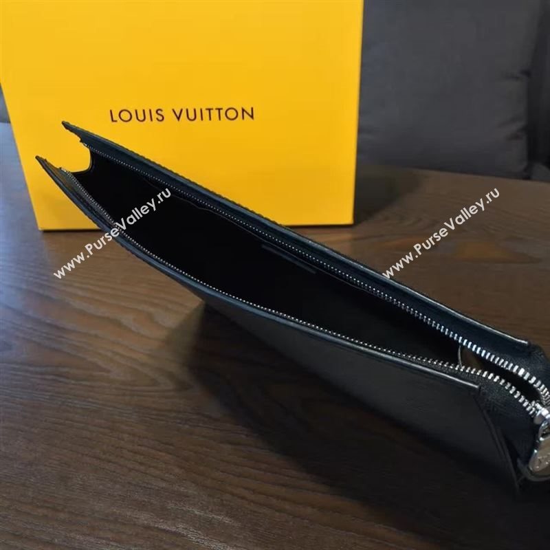 Louis Vuitton TOILETRY POUCH 26 51971