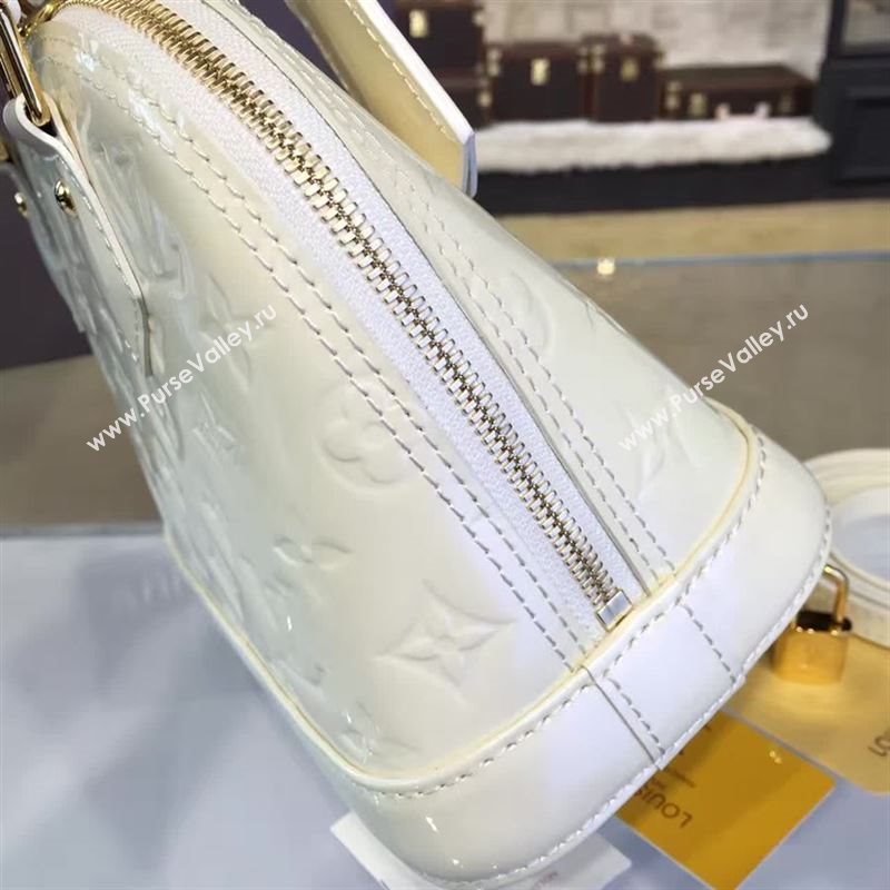 Louis Vuitton ALMA BB 50525