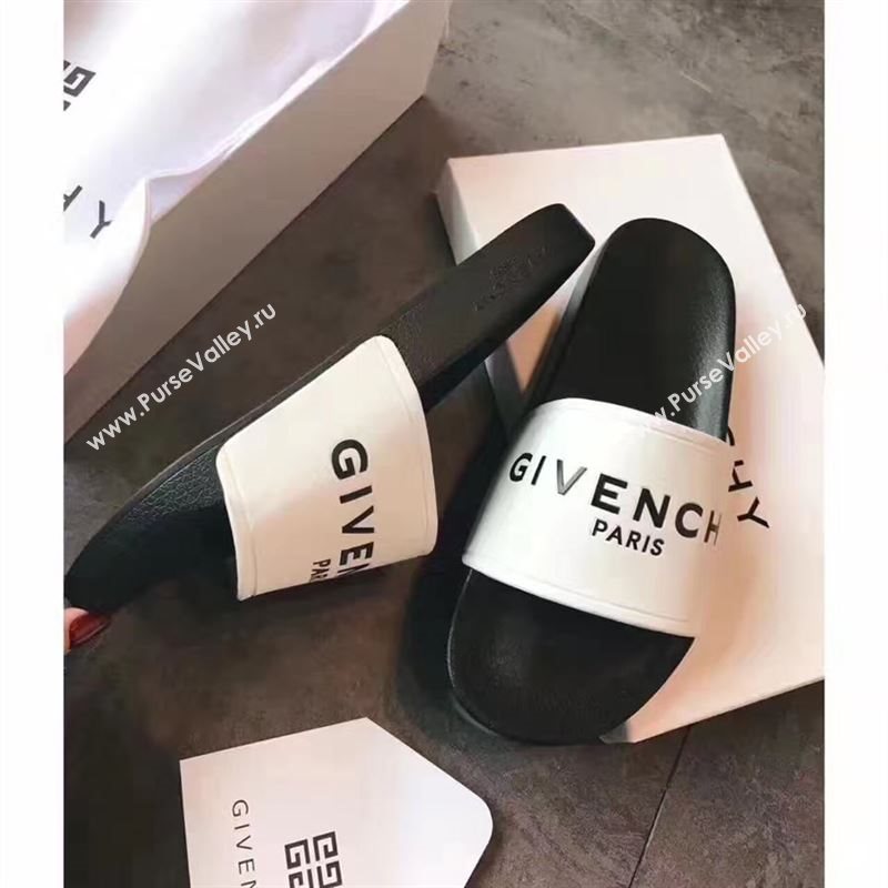 Givenchy Slippers 133497