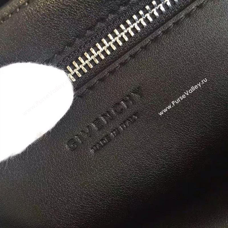 Givenchy Horizon bag 49112