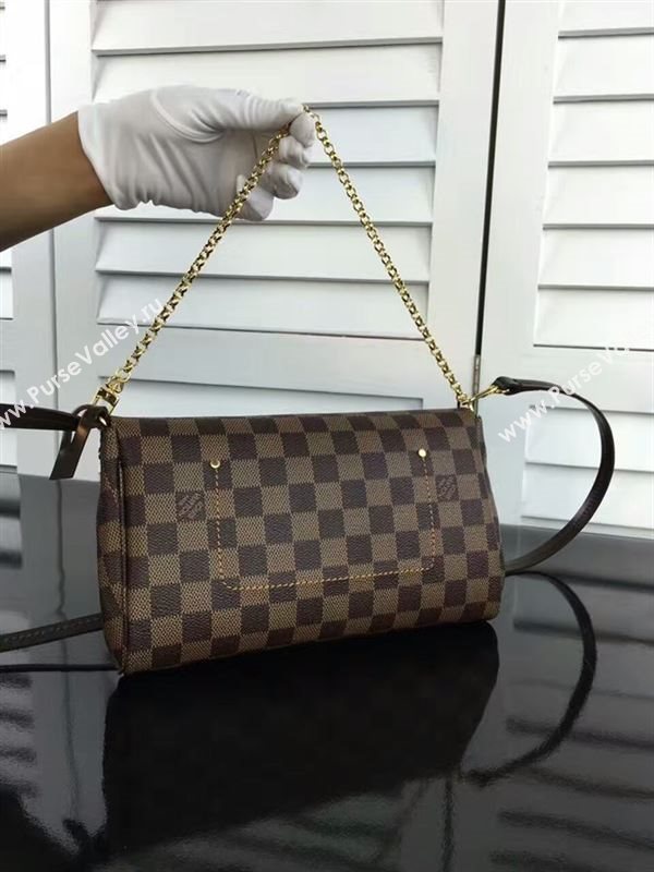 Louis Vuitton Favorite MM 73740