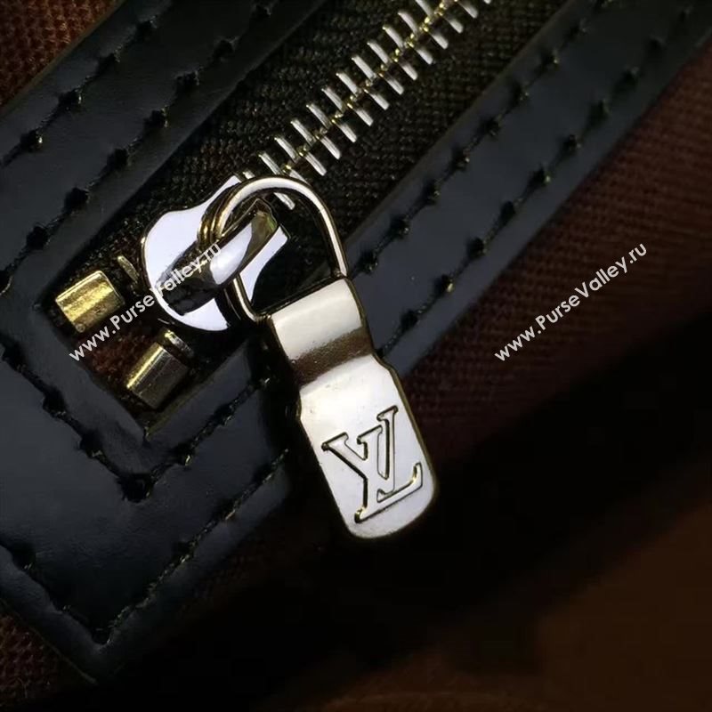 Louis Vuitton Clutch bag 79909