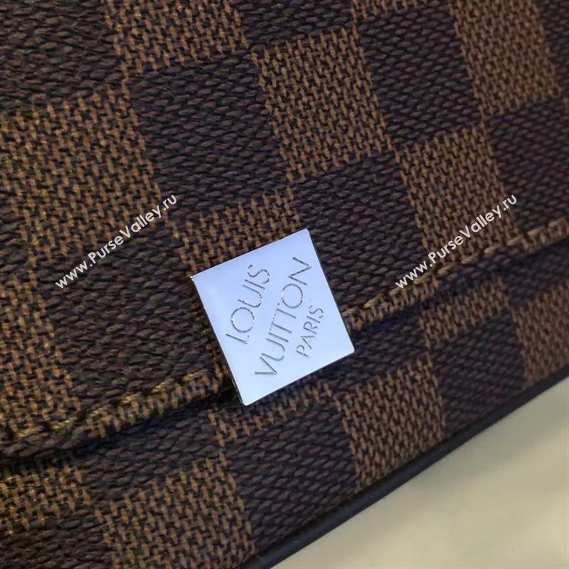 Louis Vuitton DISTRICT 79980