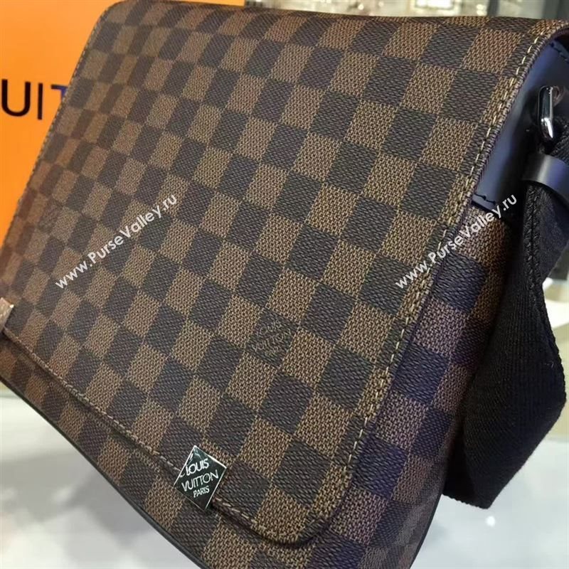 Louis Vuitton DISTRICT 79980