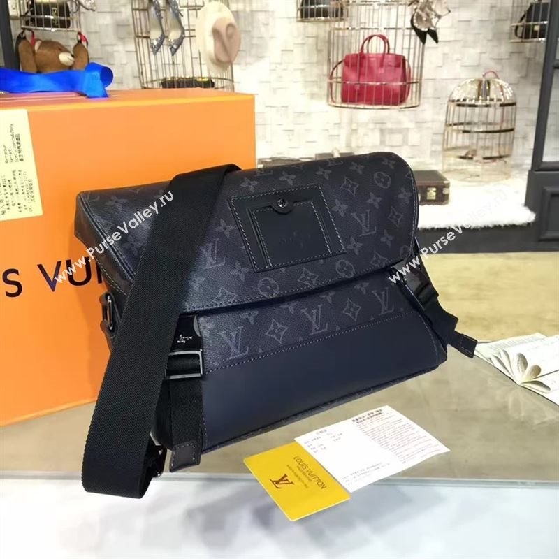 Louis Vuitton DISTRICT 80026