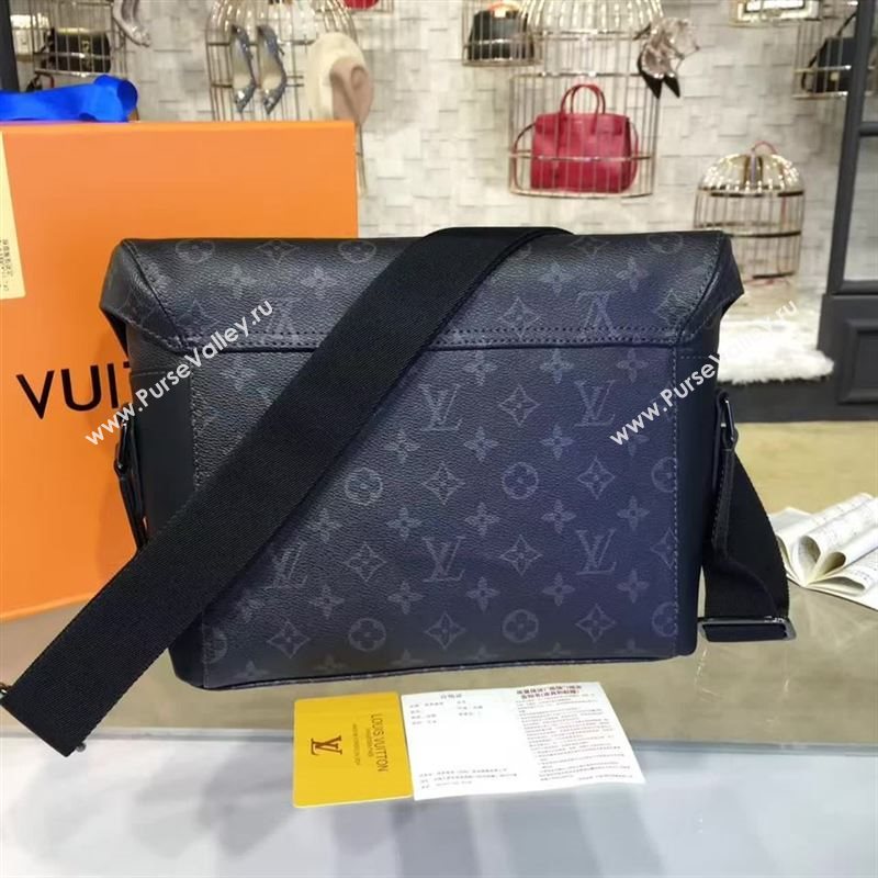 Louis Vuitton DISTRICT 80026