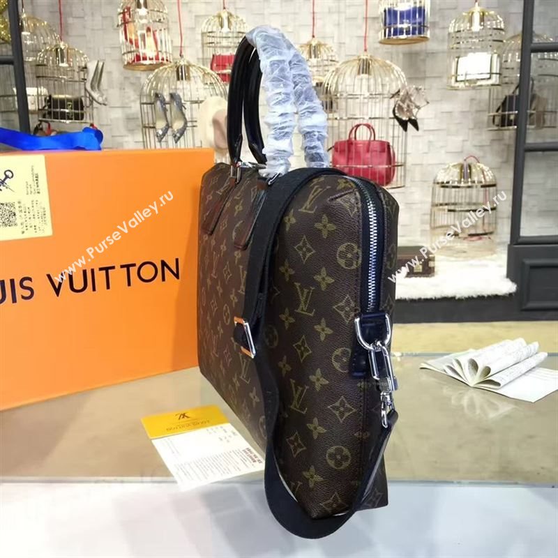 Louis Vuitton VOYAGE 80062