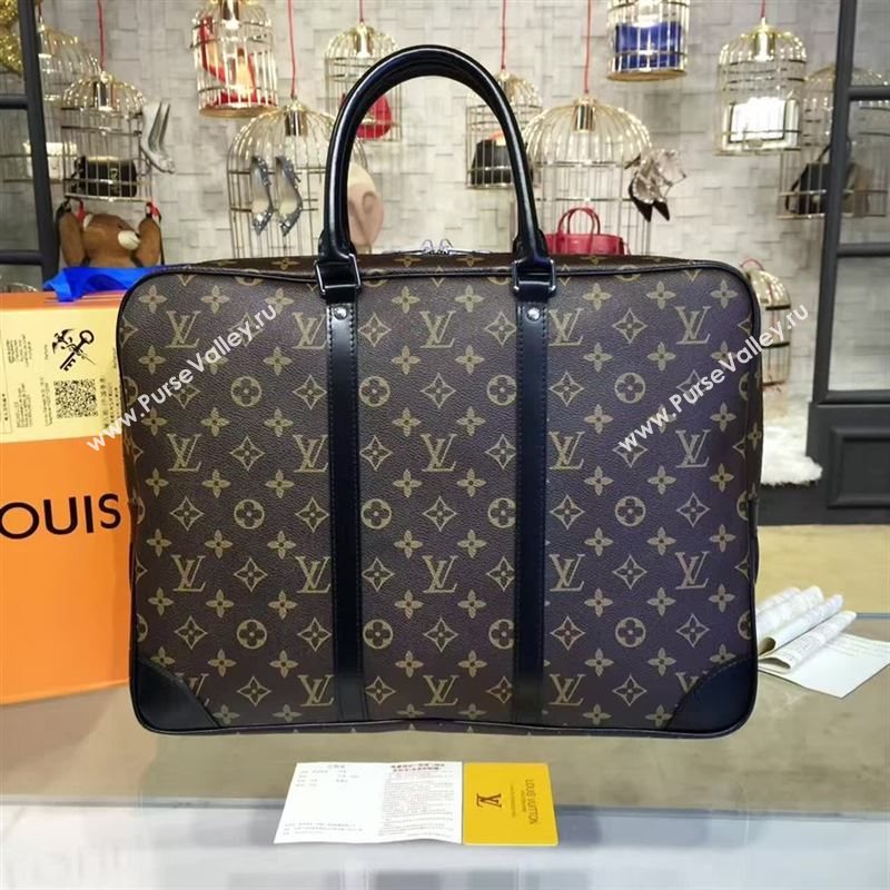 Louis Vuitton VOYAGE 80237