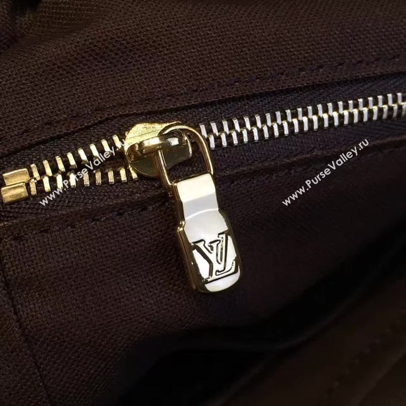 Louis Vuitton VOYAGE 80260