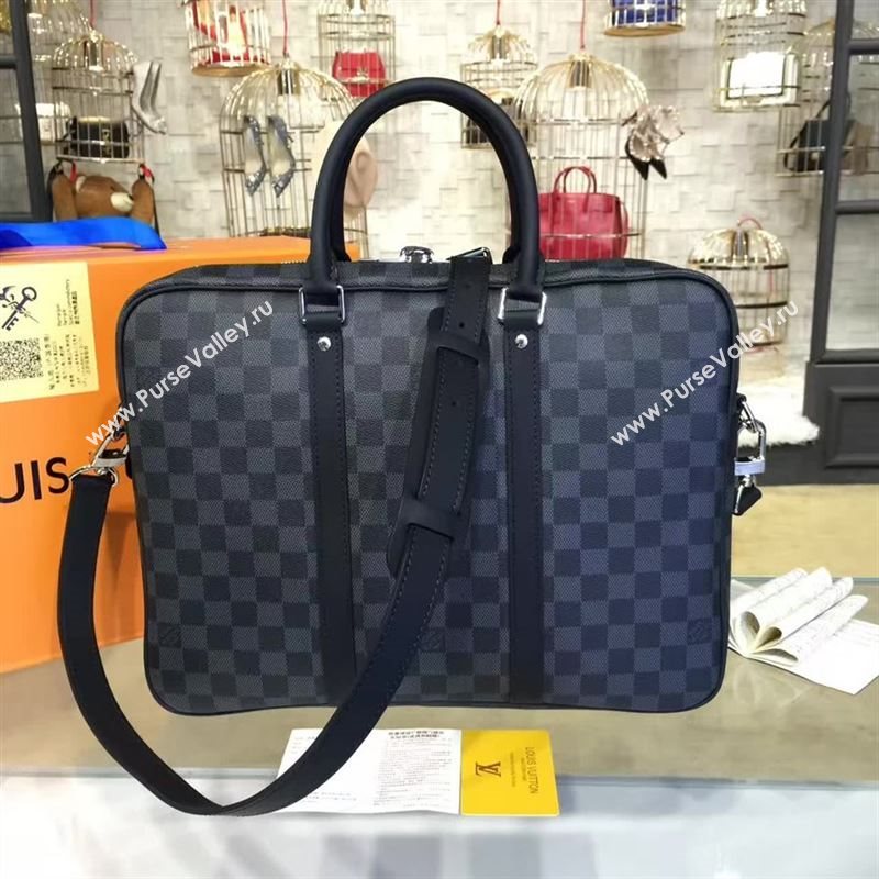 Louis Vuitton VOYAGE 80307