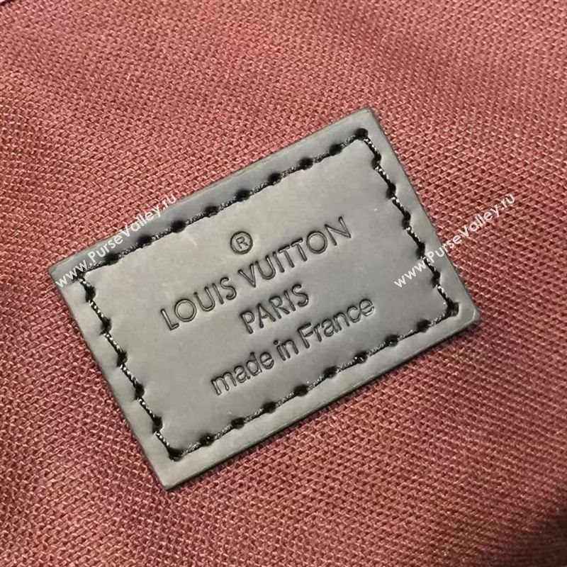 Louis Vuitton VOYAGE 80311