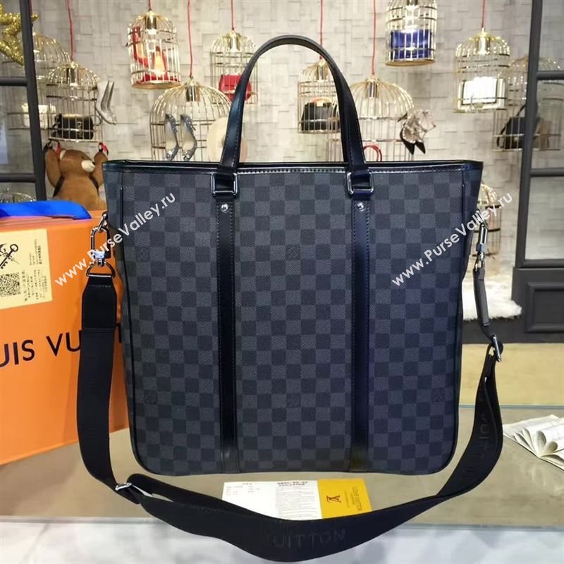 Louis Vuitton TADAO 80318