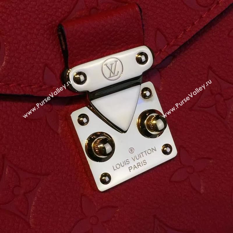 Louis Vuitton POCHETTE METIS 82050