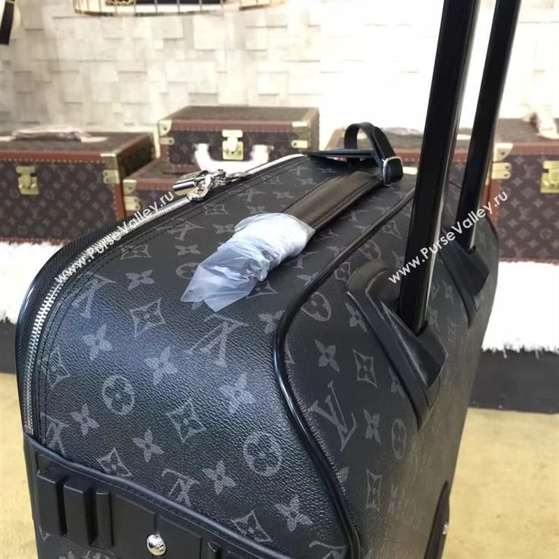 Louis Vuitton Travel box 85689