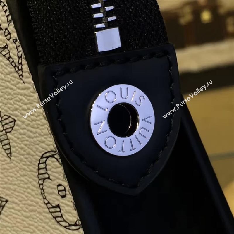 Louis Vuitton POCHETTE VOLGA 87253