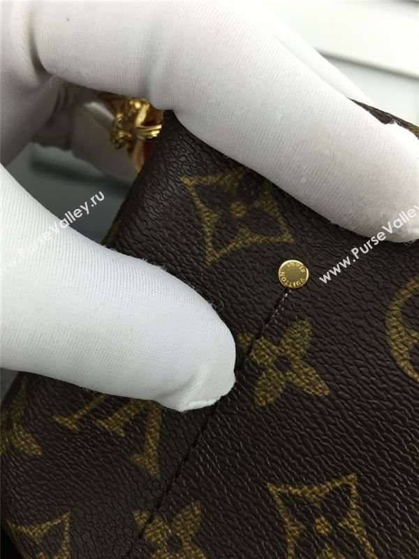 Louis Vuitton Favorite PM 73697