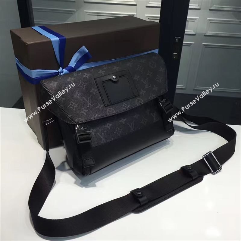 Louis Vuitton Messenger Voyager 95005