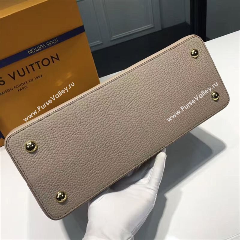 LOUIS VUITTON CAPUCINES 95511