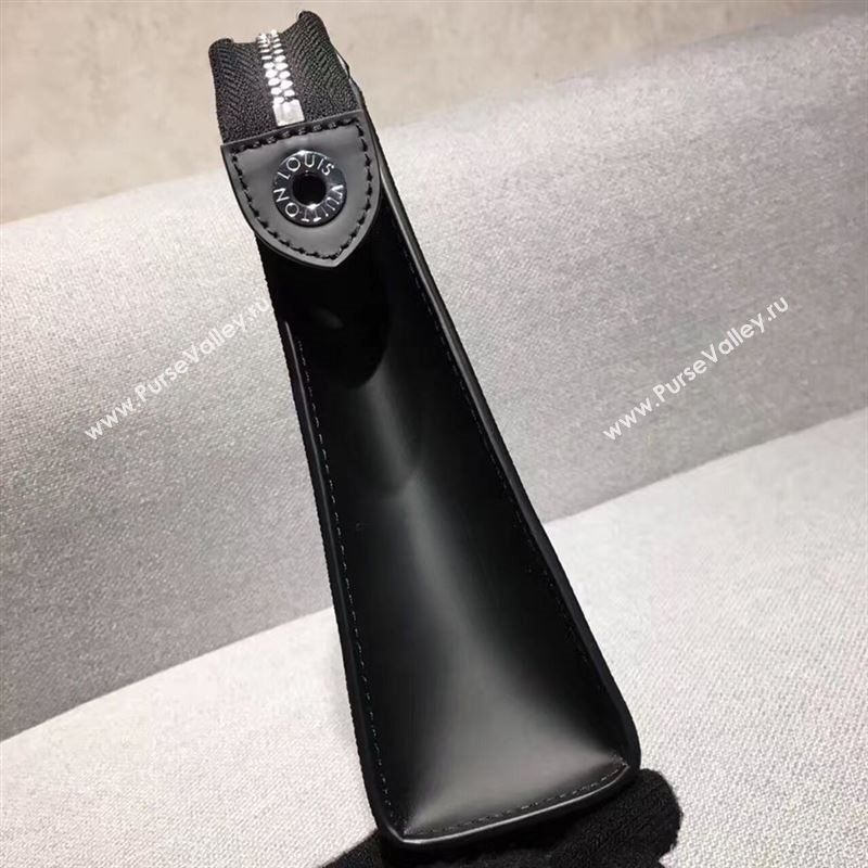 Louis Vuitton POCHETTE VOYAGE MM 96325