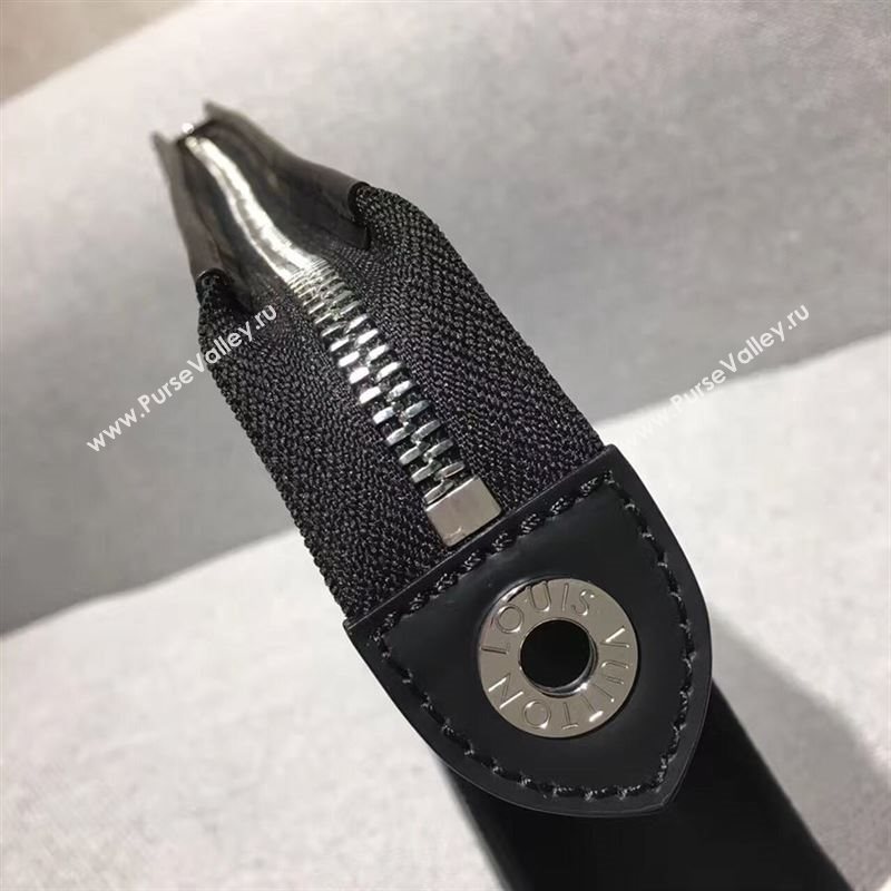 Louis Vuitton POCHETTE VOYAGE MM 96325