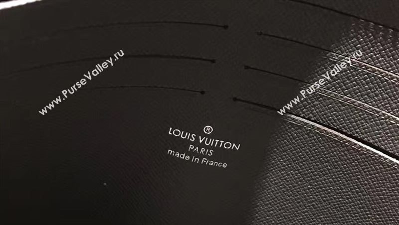 Louis Vuitton POCHETTE VOYAGE MM 96325