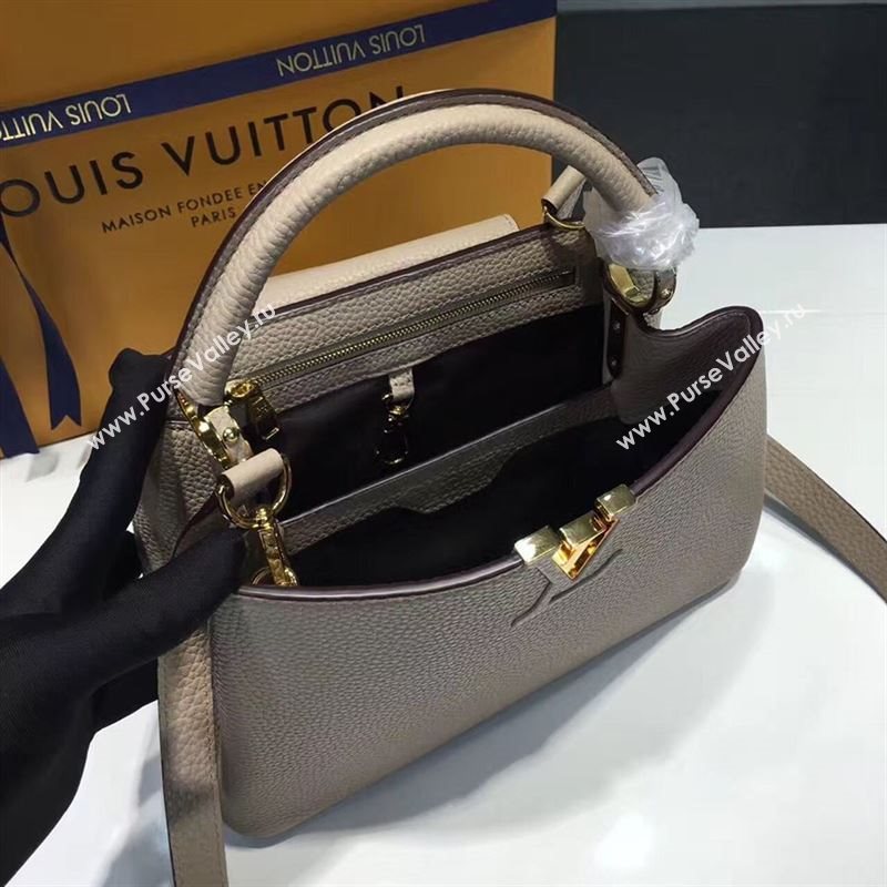 LOUIS VUITTON CAPUCINES 95580