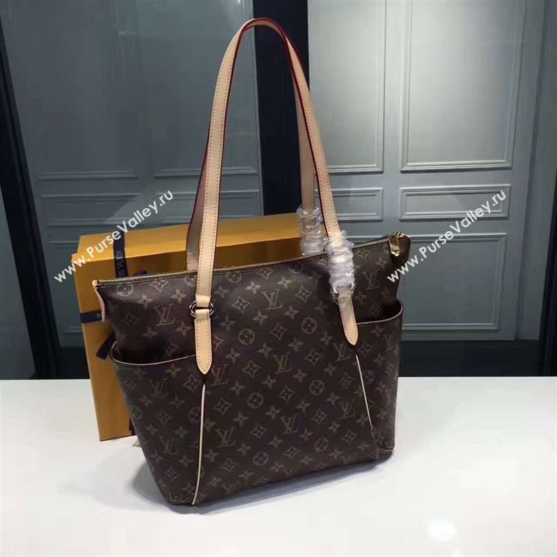 Louis Vuitton Totally MM 110450