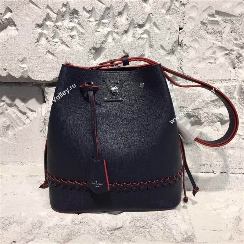 Louis Vuitton Bucket bag 115521