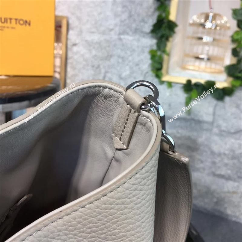 LOUIS VUITTON PERNELLE 123858