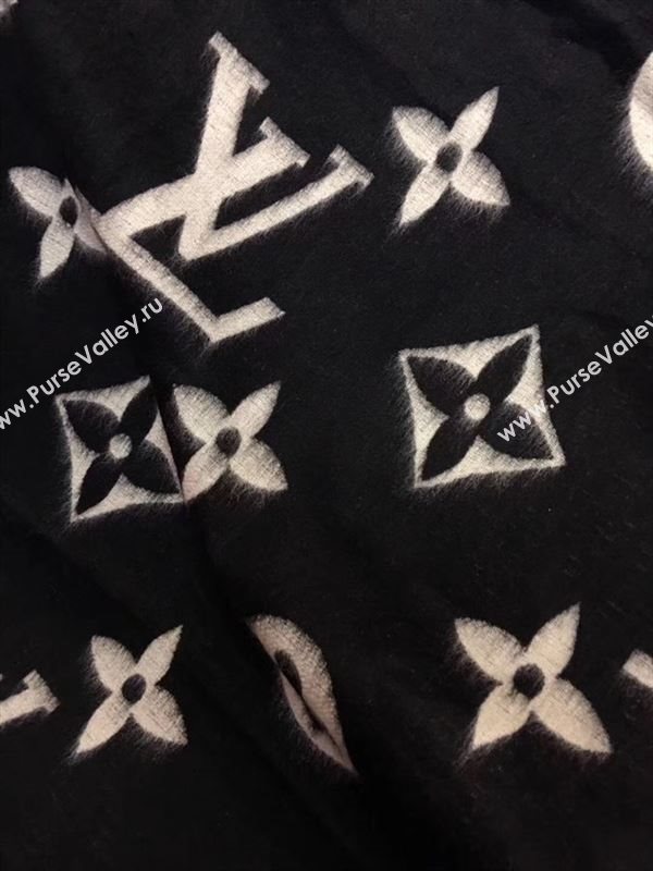 Louis Vuitton Supreme Scarf 115790